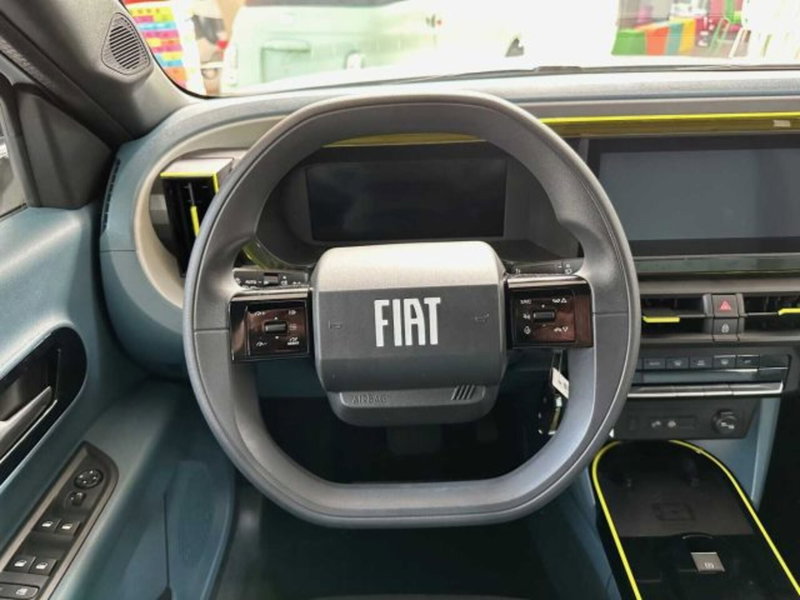 Fiat Grande Panda nuova a Sondrio (10)