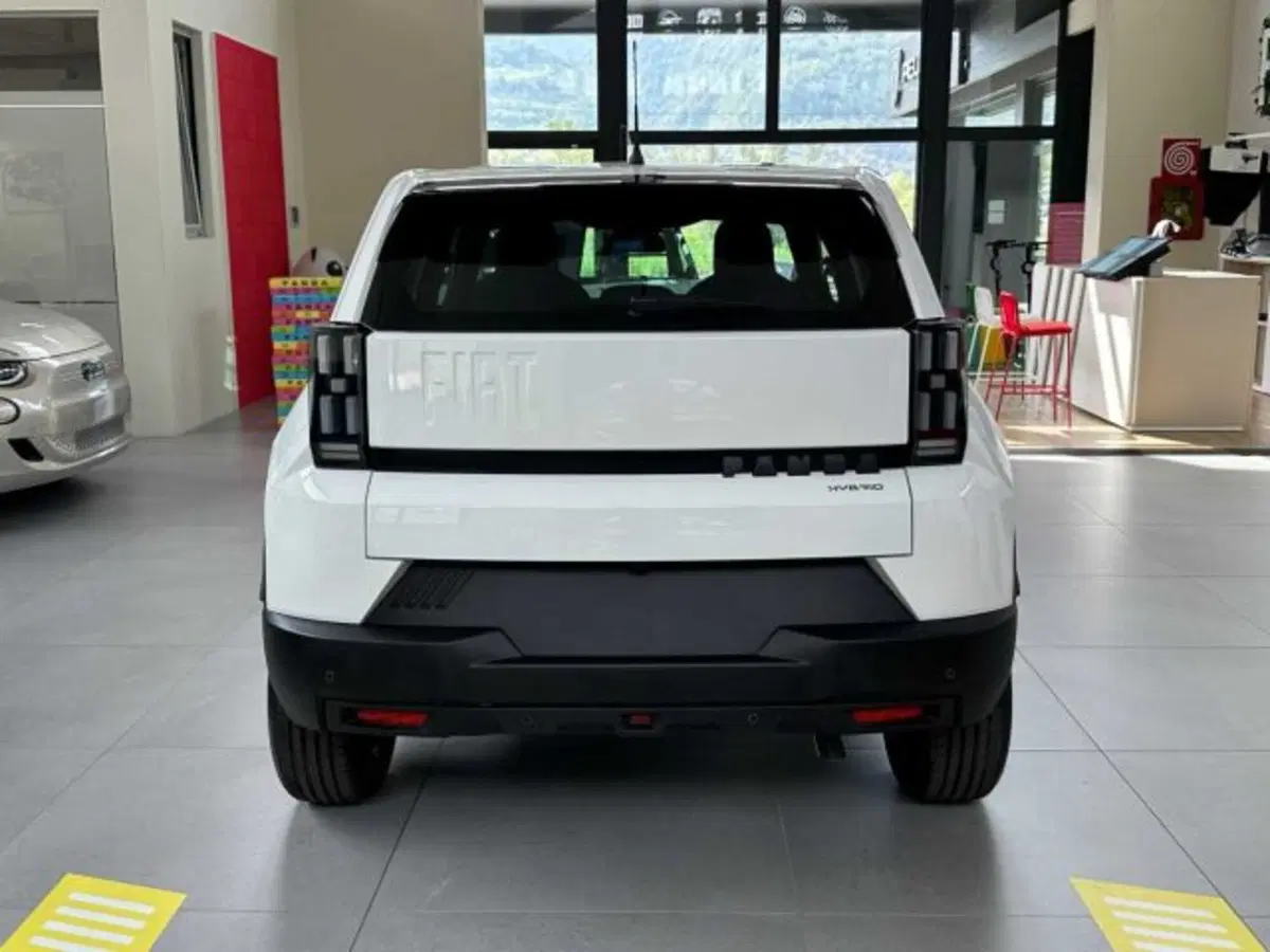 Fiat Grande Panda nuova a Sondrio (4)