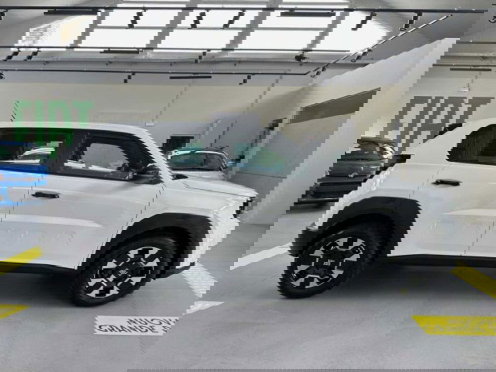 Fiat Grande Panda nuova a Sondrio (6)