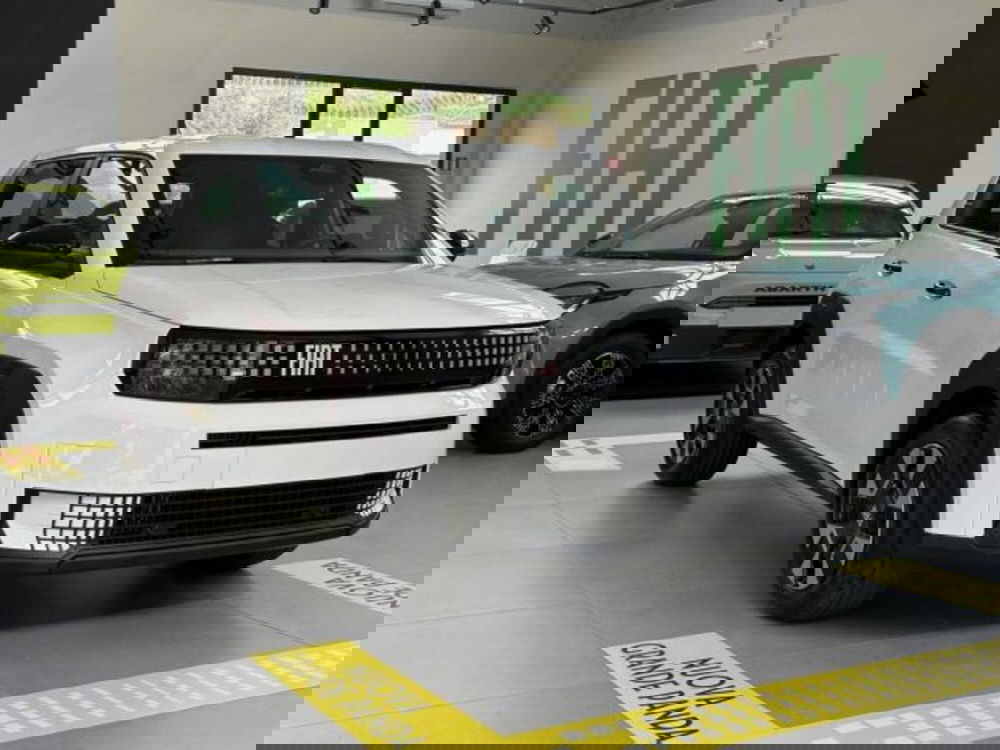 Fiat Grande Panda nuova a Sondrio (7)