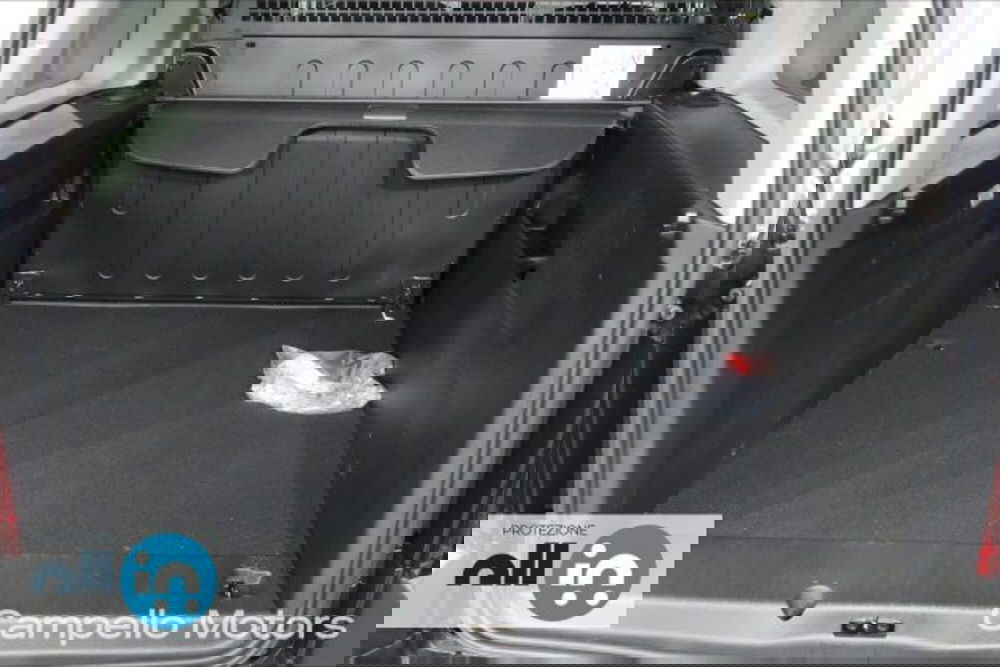 Fiat Doblò nuova a Venezia (17)