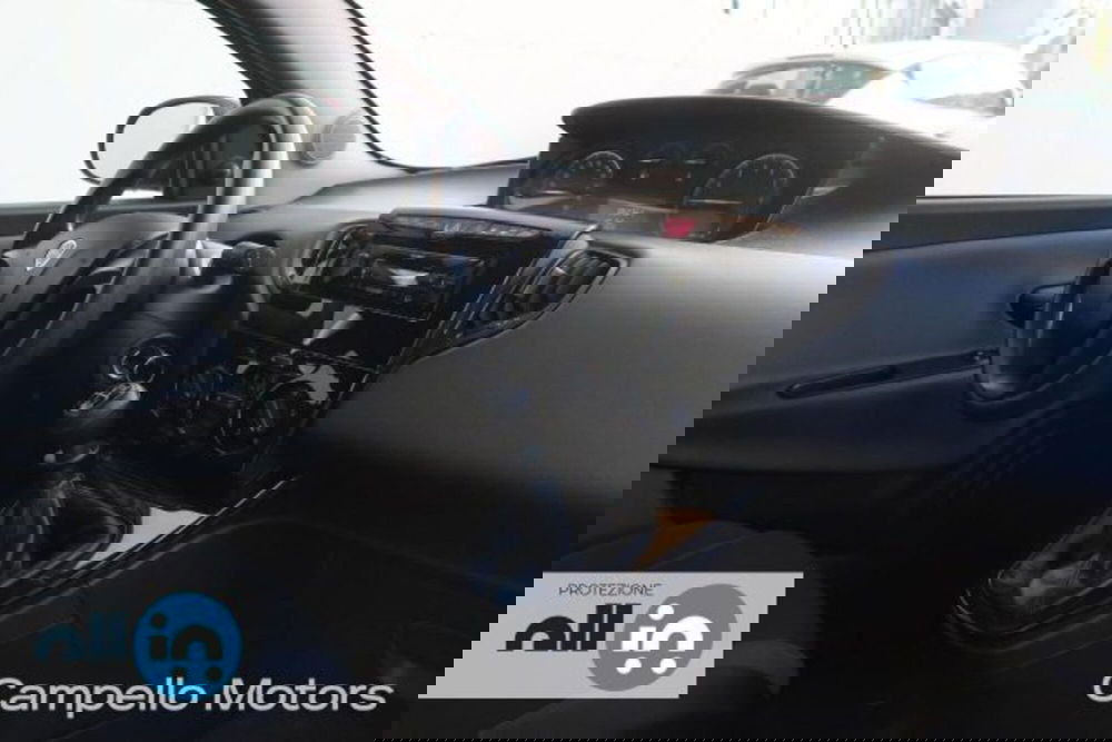 Lancia Ypsilon usata a Venezia (11)