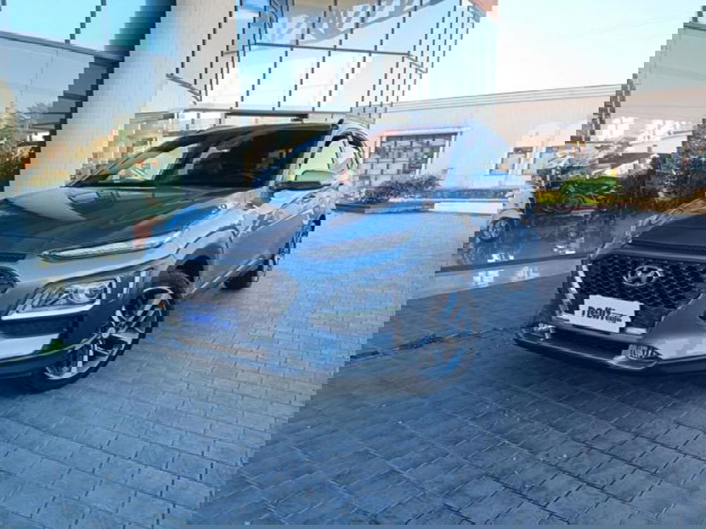 Hyundai Kona usata a Pisa