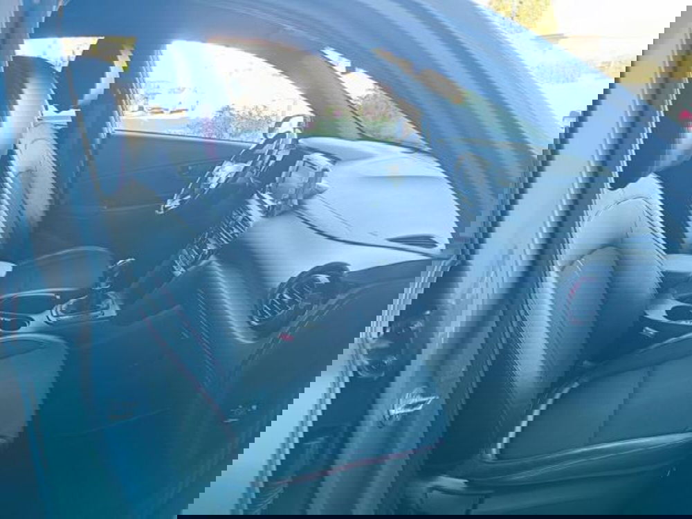 Hyundai Kona usata a Pisa (13)