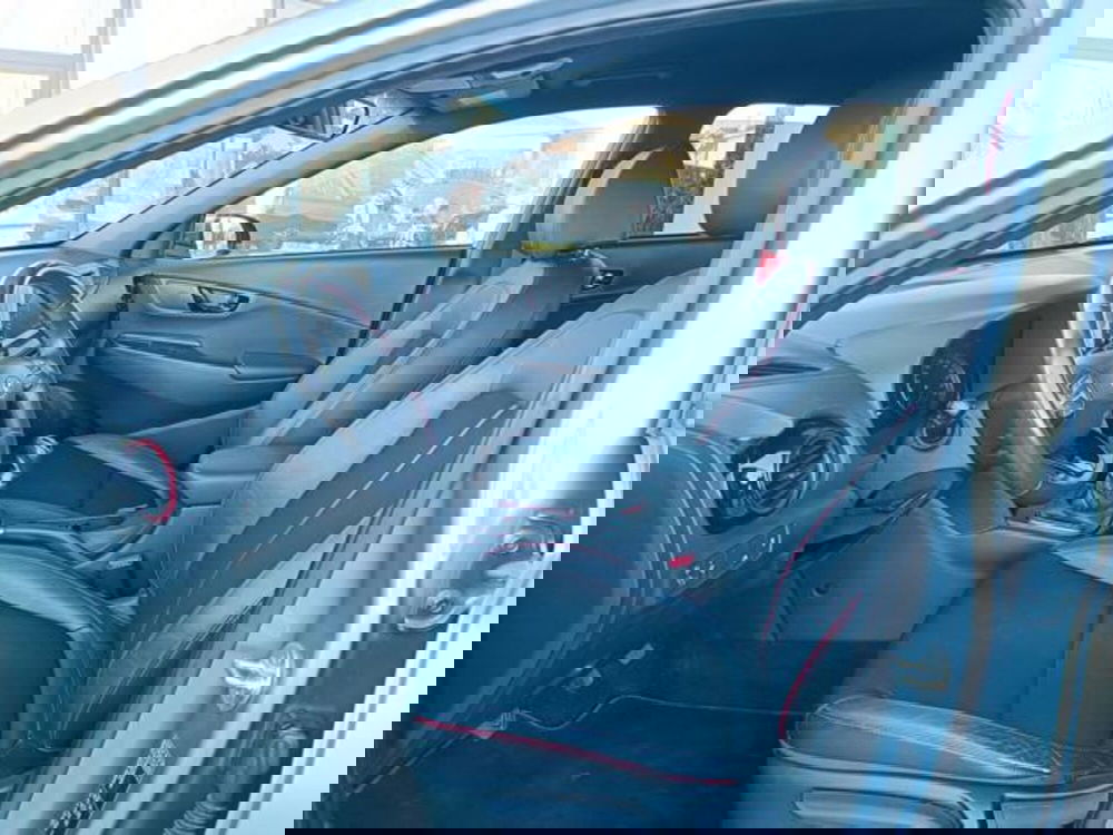 Hyundai Kona usata a Pisa (4)