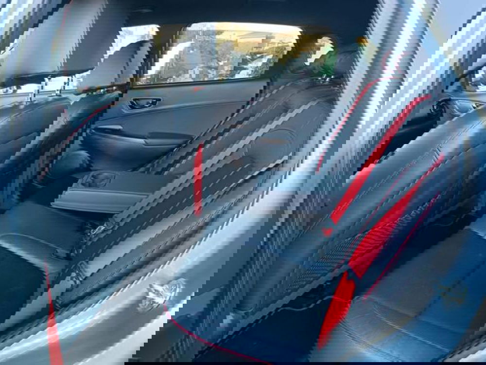 Hyundai Kona usata a Pisa (8)