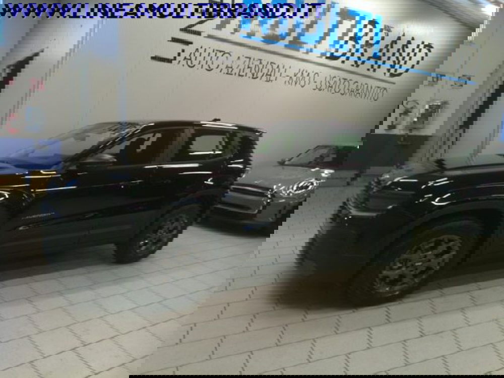 Jeep Avenger nuova a Piacenza