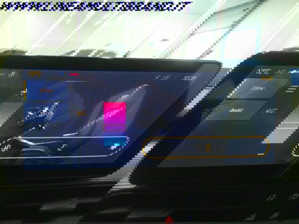 Jeep Avenger nuova a Piacenza (15)