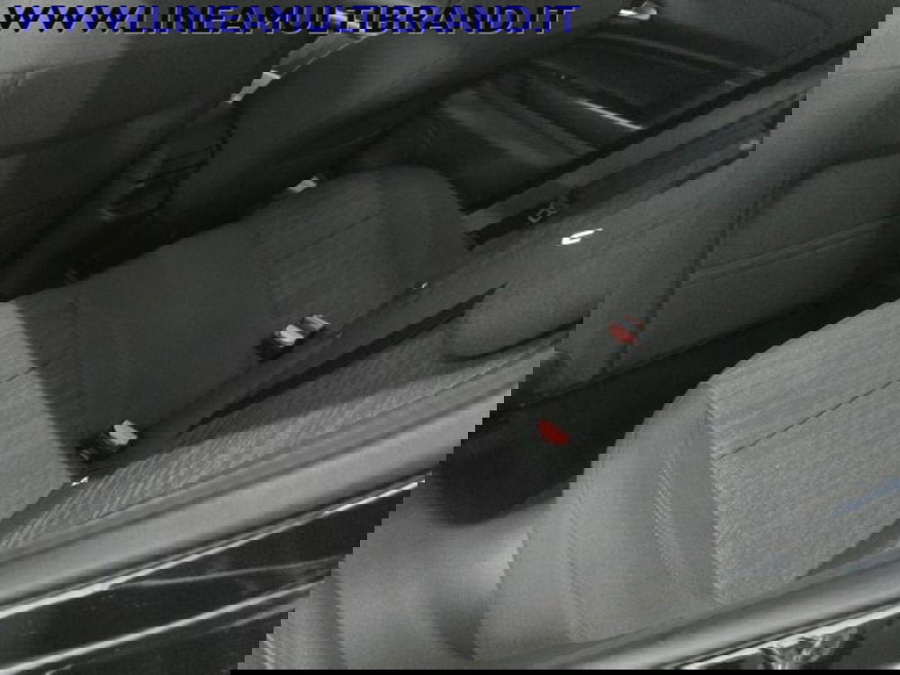 Jeep Avenger nuova a Piacenza (8)