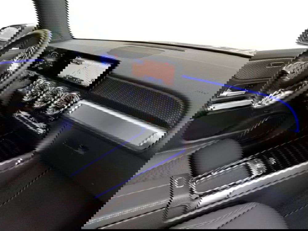 Mercedes-Benz EQB usata a Verona (16)