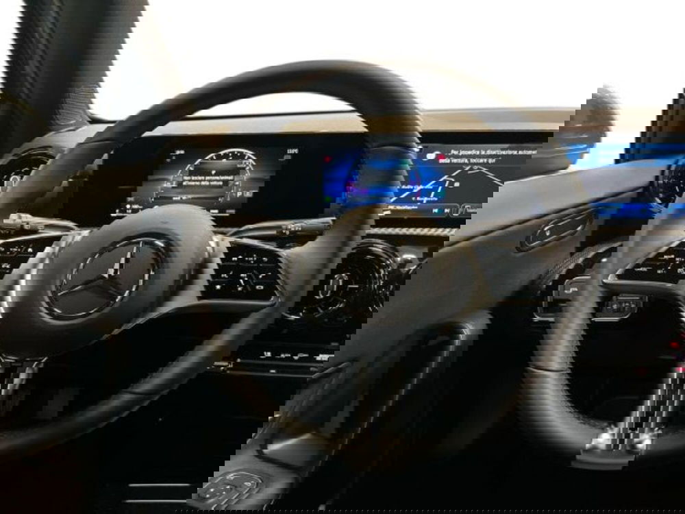 Mercedes-Benz Classe A Sedan nuova a Verona (11)