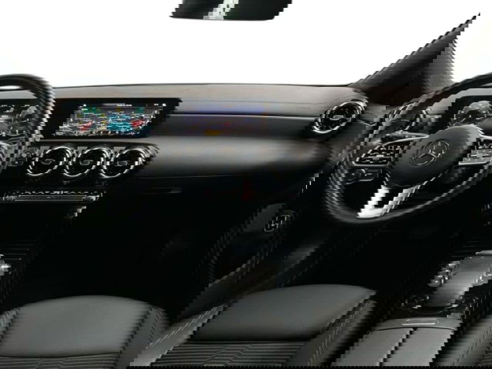 Mercedes-Benz CLA Shooting Brake usata a Verona (9)