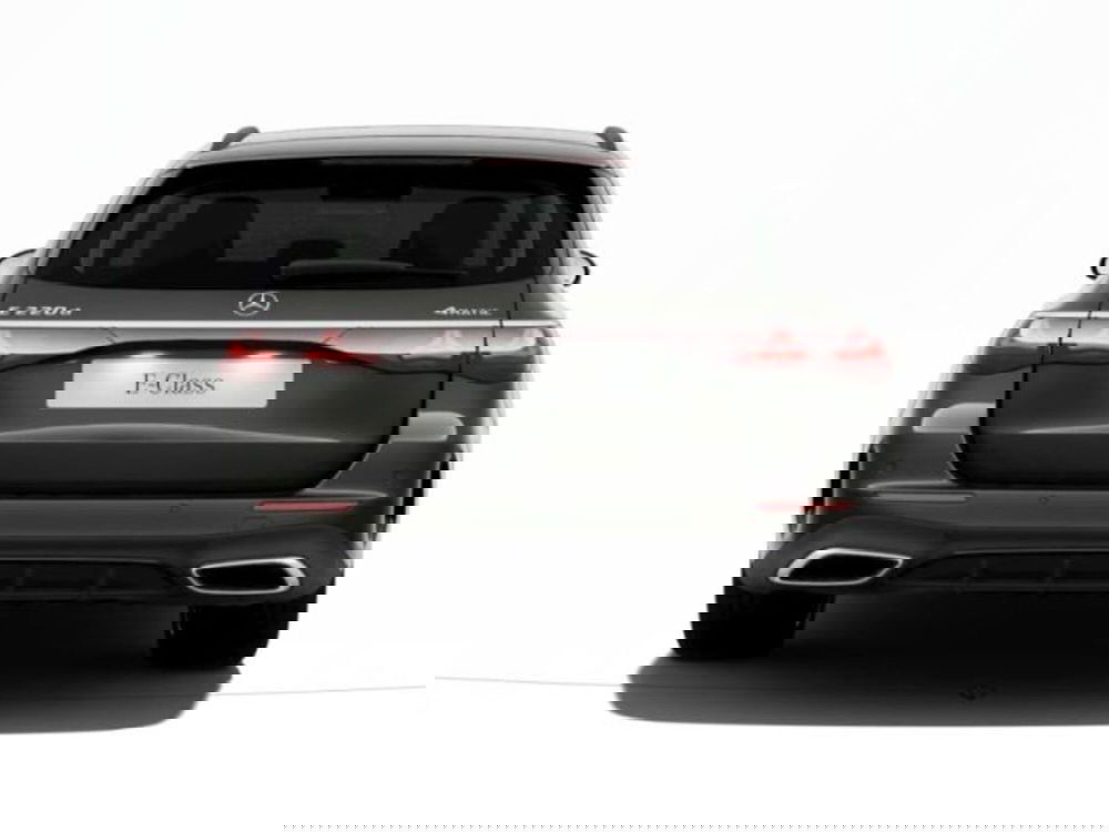 Mercedes-Benz Classe E Station Wagon nuova a Verona (4)