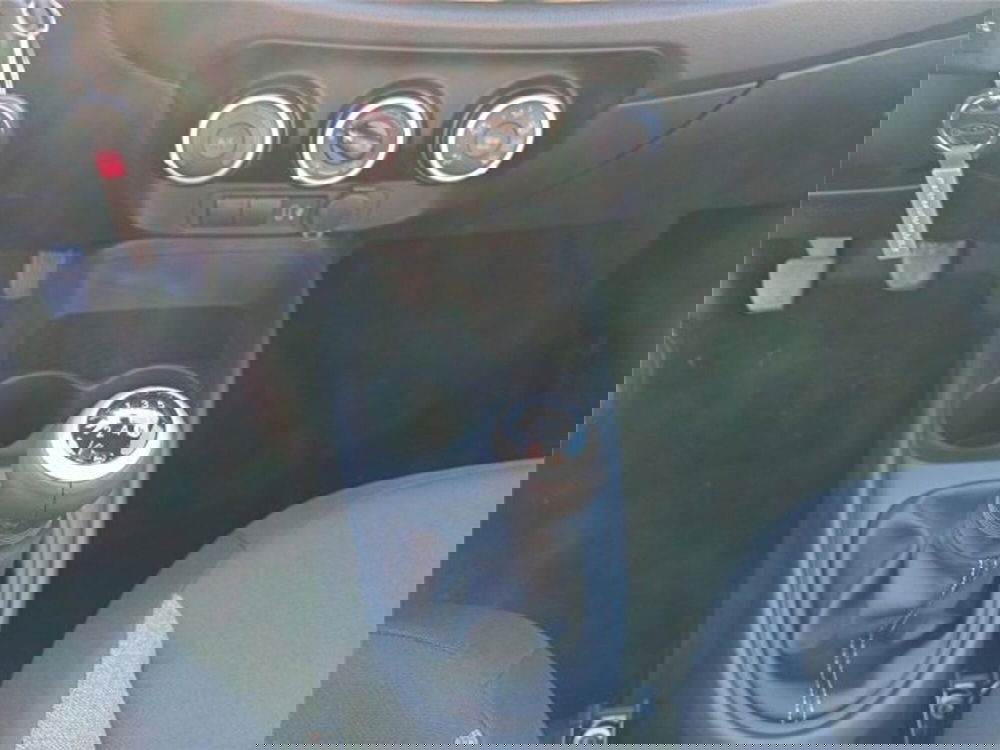 Toyota Aygo X nuova a Bari (17)