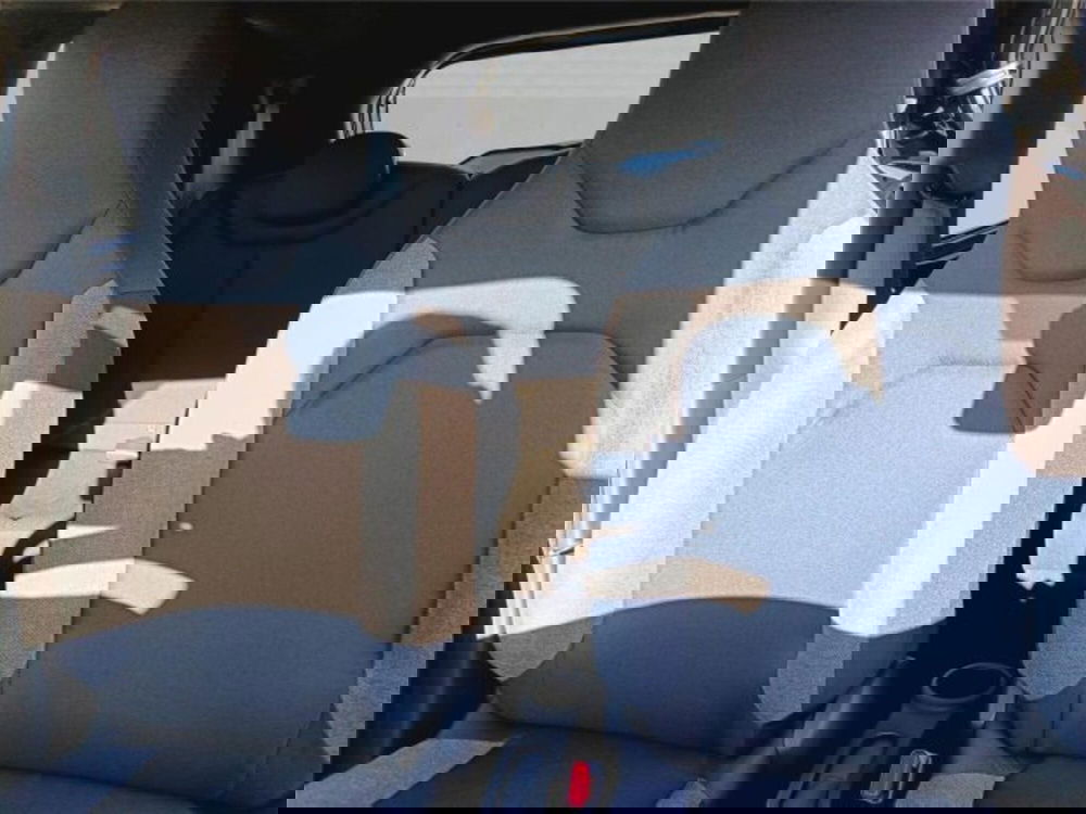 Toyota Aygo X nuova a Bari (18)