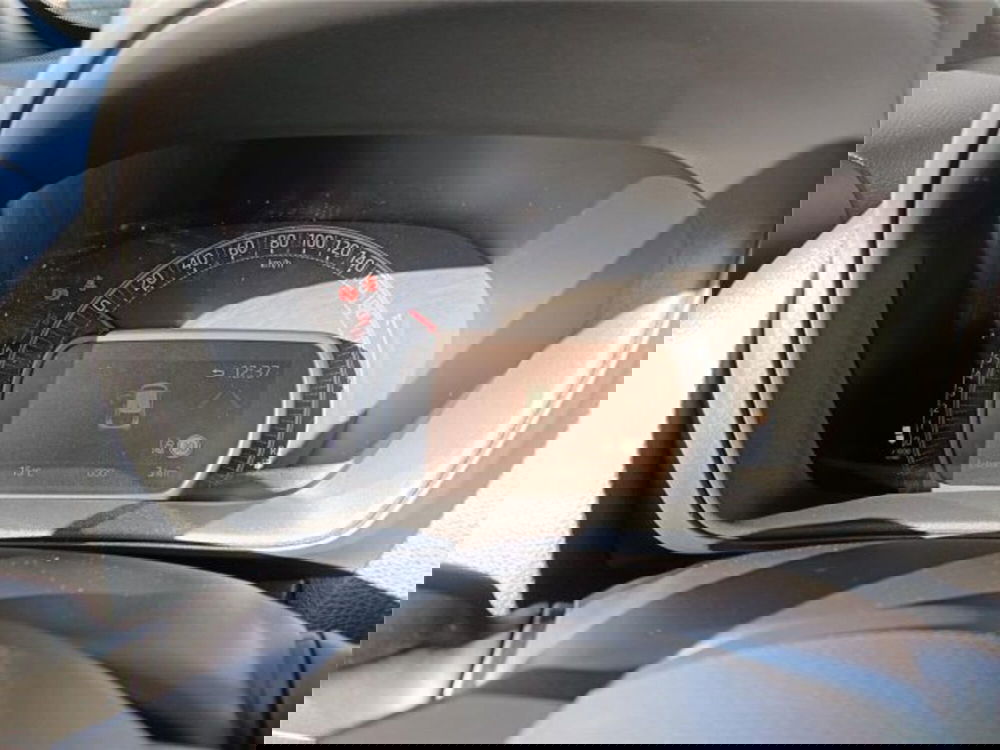 Toyota Aygo X nuova a Bari (16)