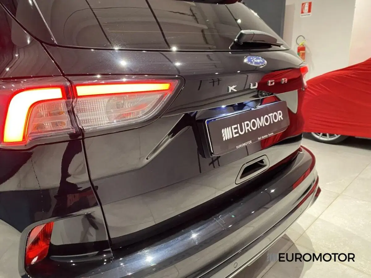 Ford Kuga usata a Bari (11)