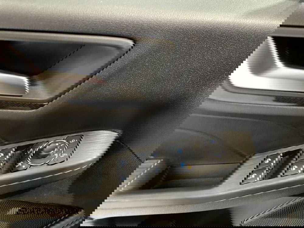 Ford Kuga usata a Bari (14)