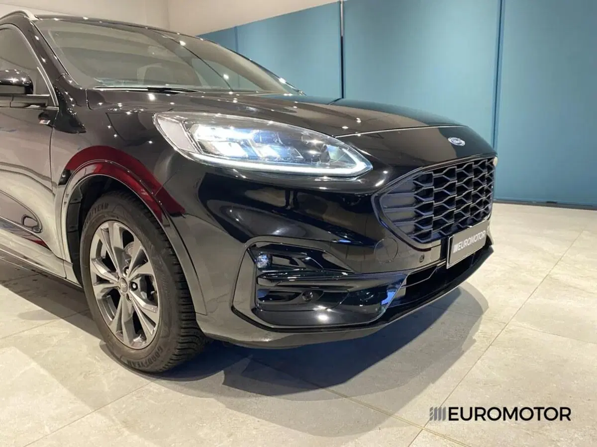 Ford Kuga usata a Bari (4)