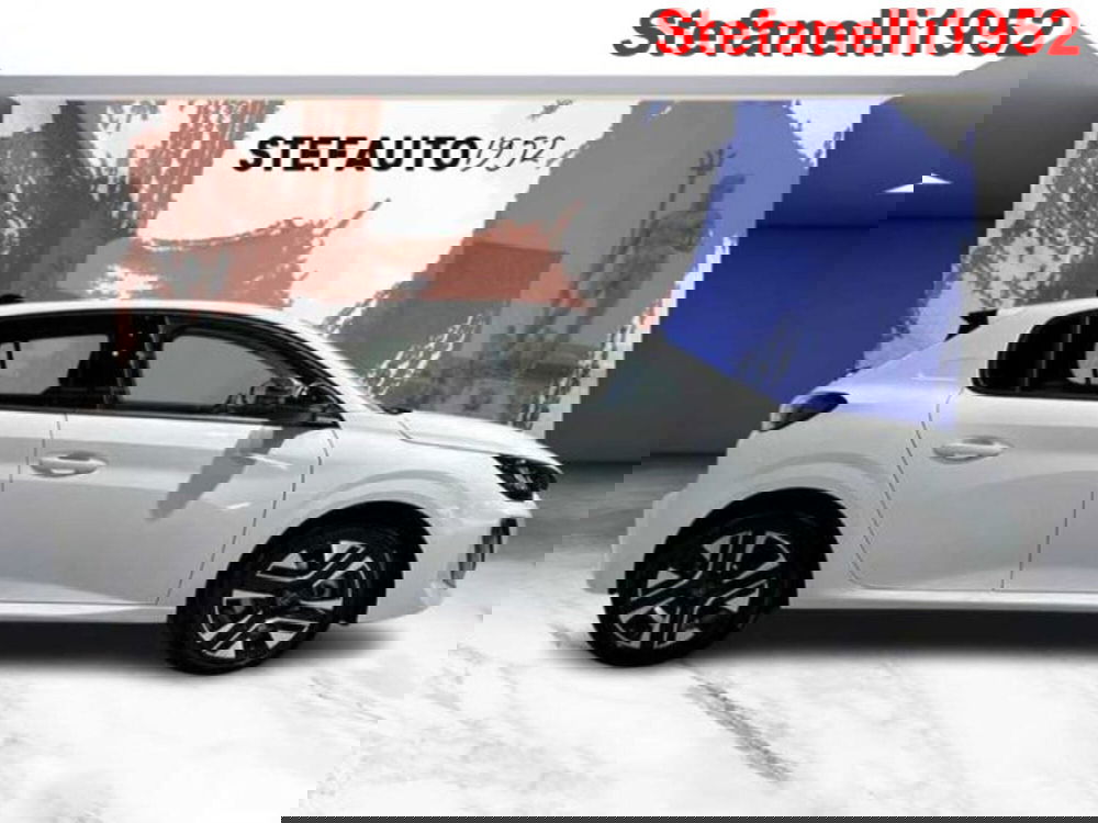 Peugeot 208 nuova a Bologna (2)