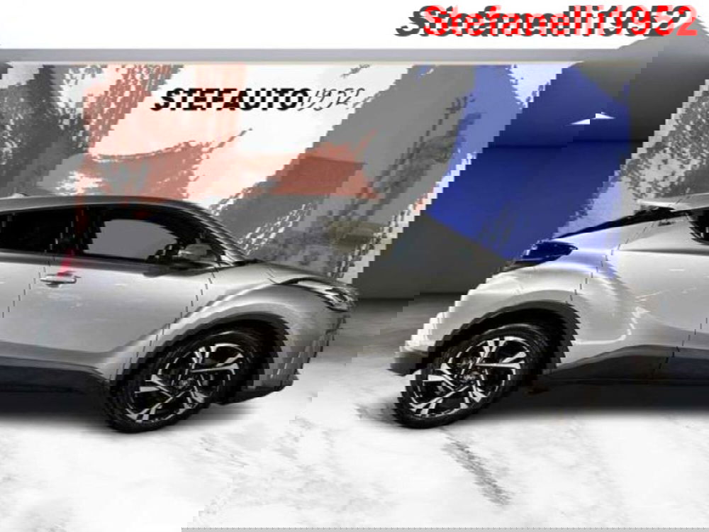Toyota Toyota C-HR usata a Bologna (3)