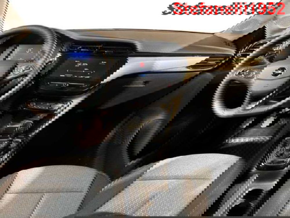 Opel Corsa nuova a Bologna (13)