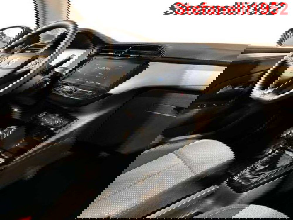 Opel Corsa nuova a Bologna (15)