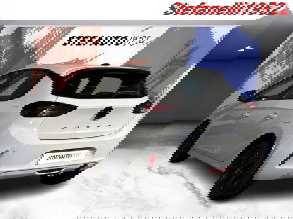 Opel Corsa nuova a Bologna (5)