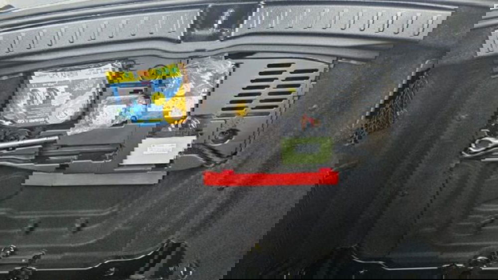 Mercedes-Benz GLA SUV usata a Lucca (12)