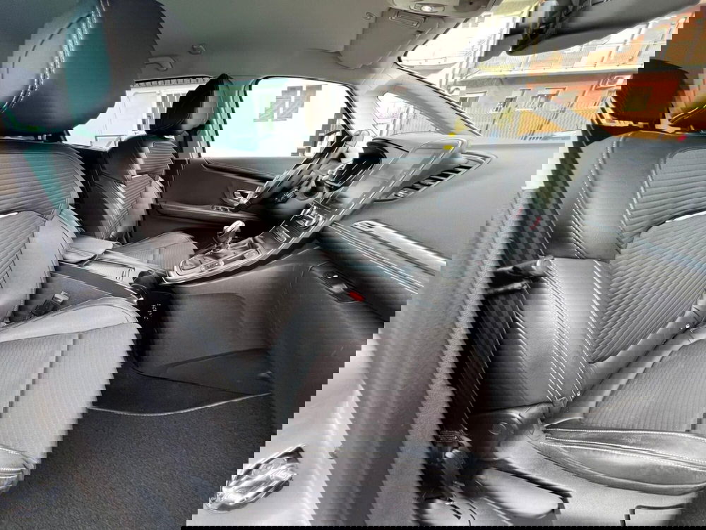Renault Scenic E-Tech Electric usata a Messina (11)