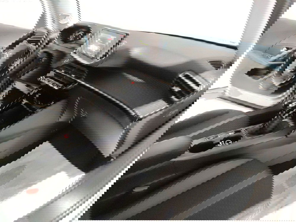 Peugeot 2008 usata a L'Aquila (12)