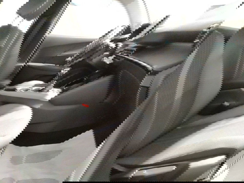 Peugeot 2008 usata a L'Aquila (15)