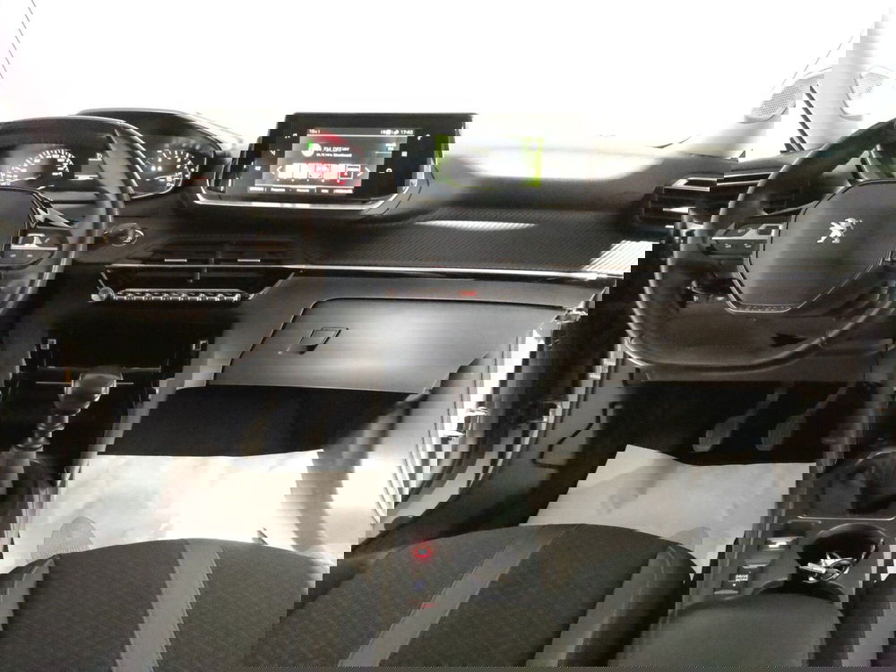 Peugeot 2008 usata a L'Aquila (16)