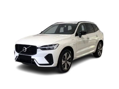 Volvo XC60 T6 Recharge AWD Plug-in Hybrid aut. Plus Dark del 2025 usata a Bari