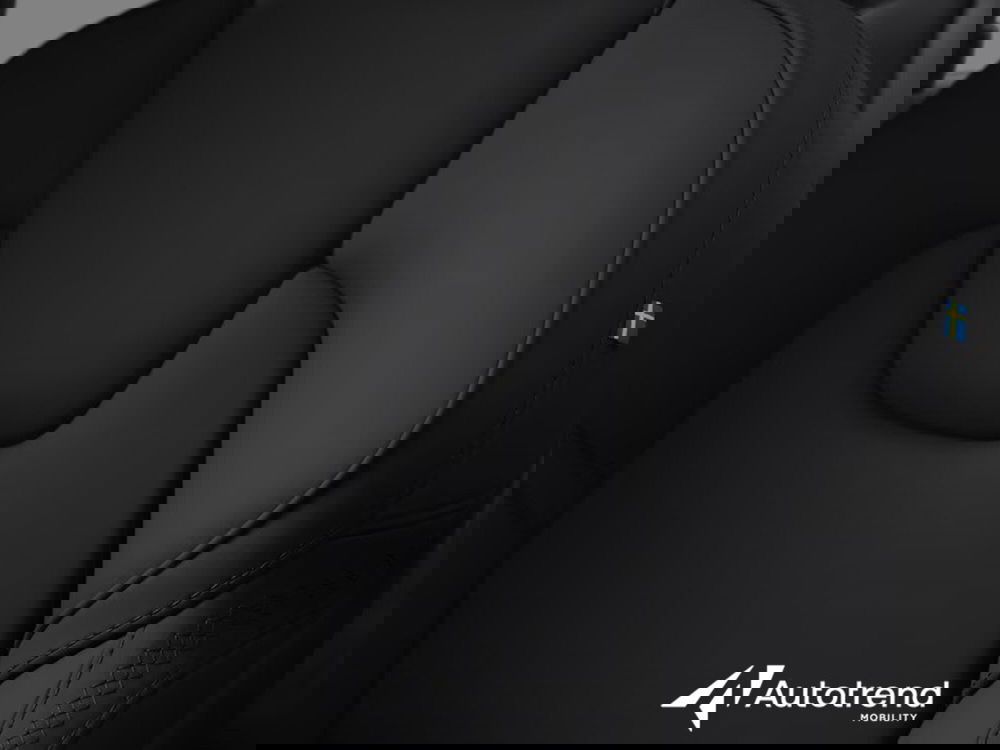 Volvo XC90 usata a Bari (10)