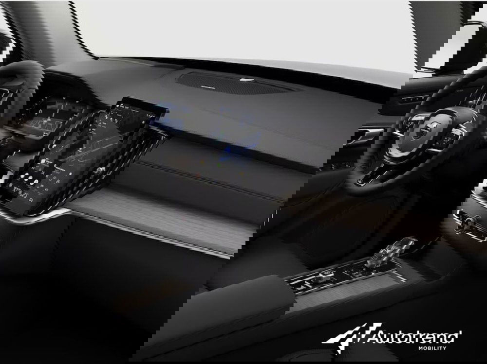 Volvo XC90 usata a Bari (9)