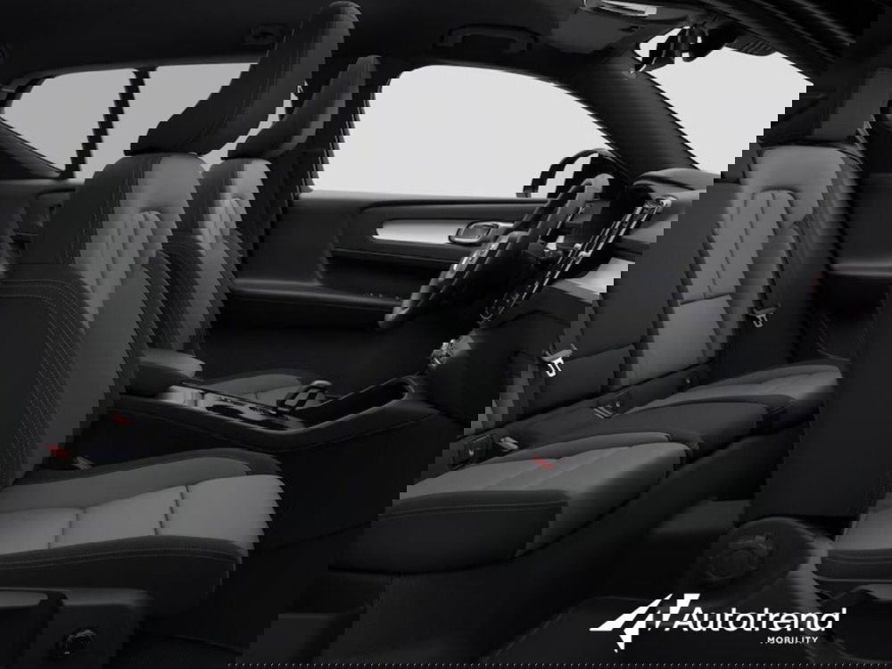 Volvo XC40 usata a Bari (12)