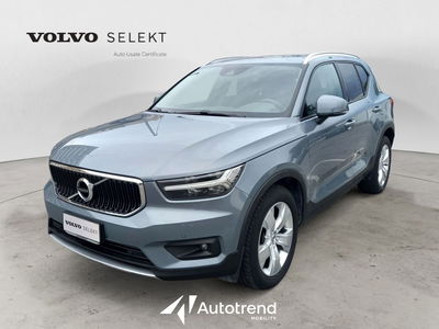 Volvo XC40 D3 Momentum Pro del 2020 usata a Bari