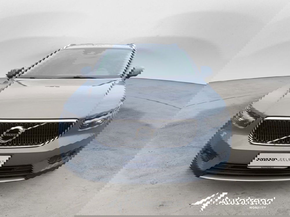 Volvo XC40 usata a Bari (3)