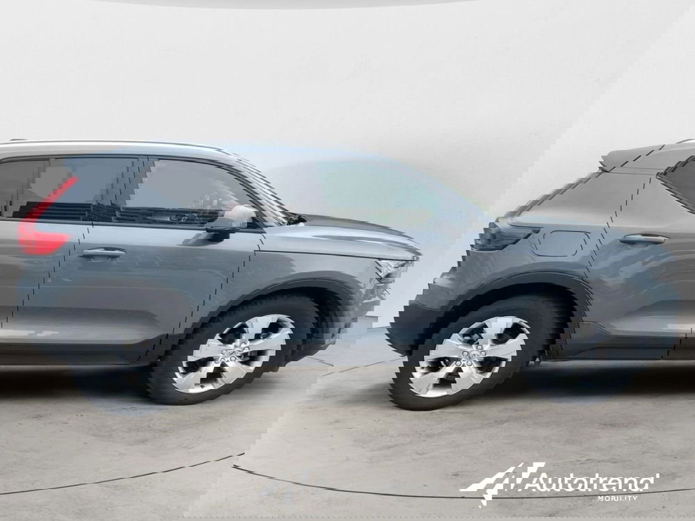 Volvo XC40 usata a Bari (5)