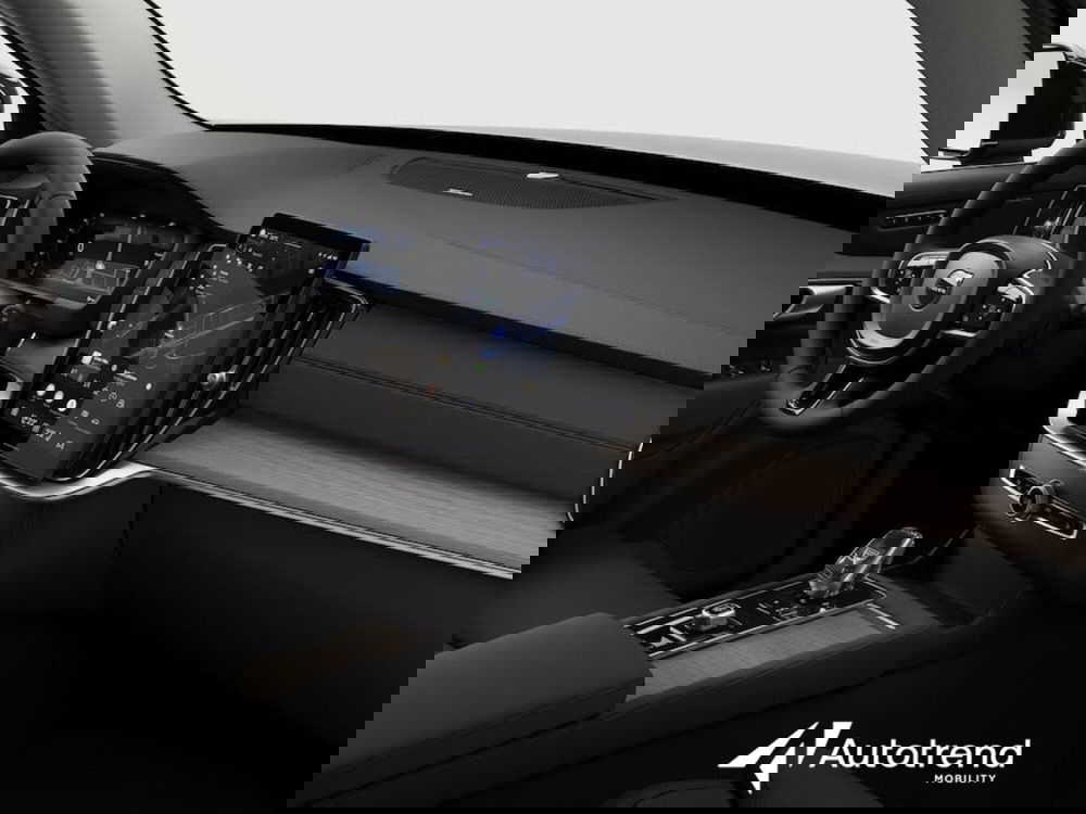 Volvo XC90 usata a Bari (7)