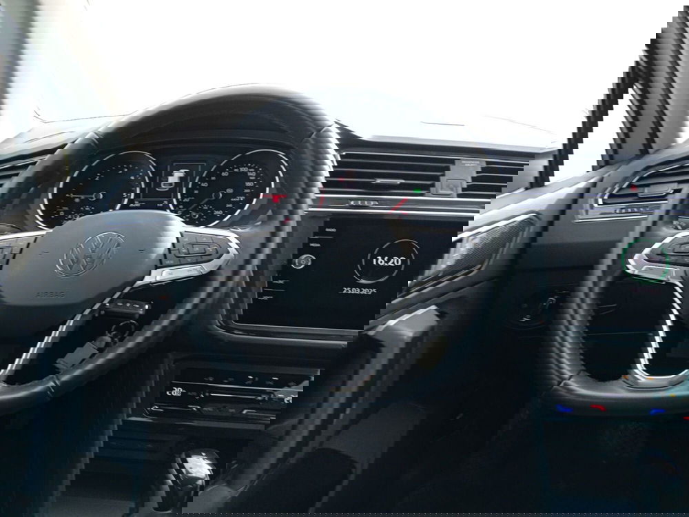 Volkswagen Tiguan usata a Modena (13)