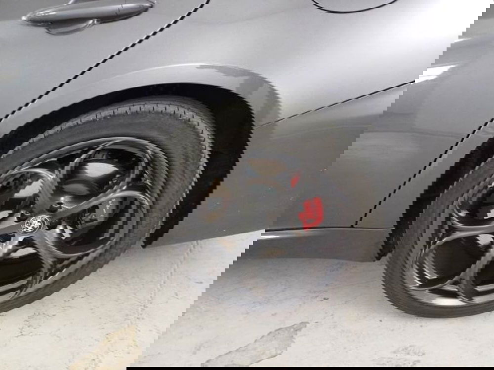 Alfa Romeo Giulia usata a Salerno (19)