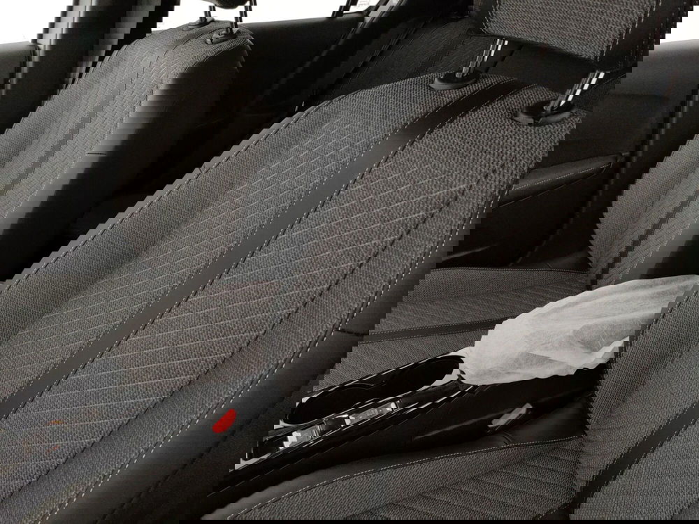 Peugeot 208 nuova a Caserta (12)