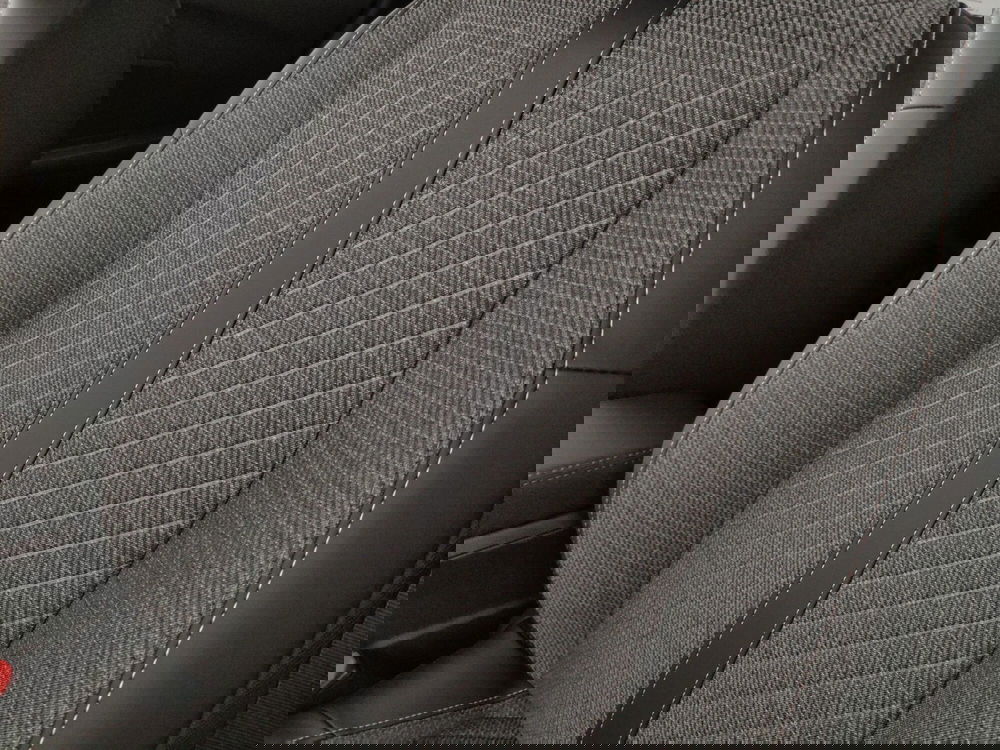 Peugeot 208 nuova a Caserta (15)