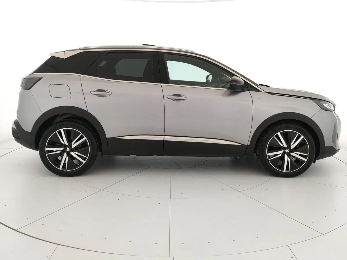 Peugeot 3008 usata a Caserta (4)