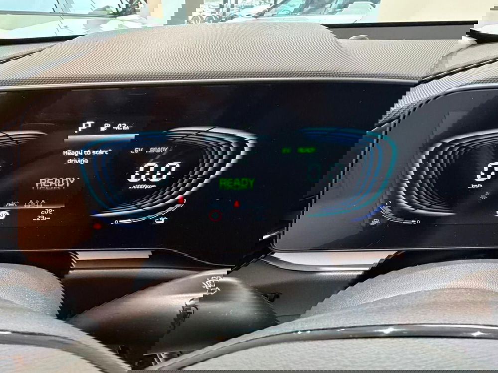 Kia Niro nuova a Napoli (10)