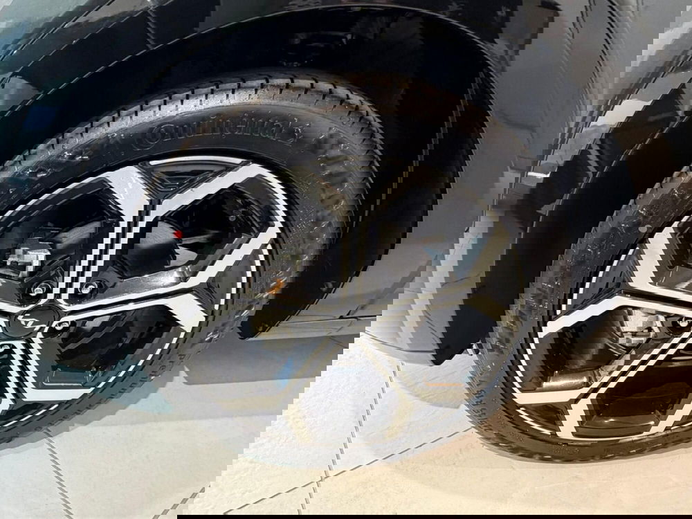 Kia Niro nuova a Napoli (19)