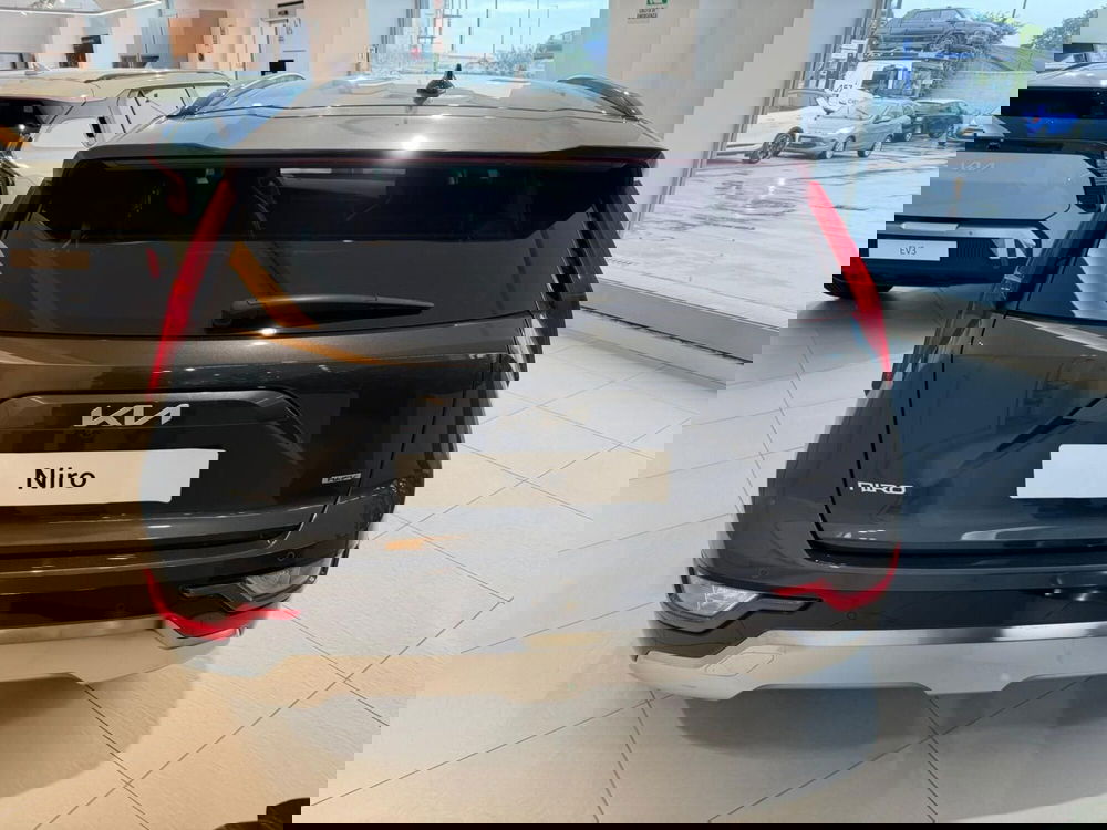 Kia Niro nuova a Napoli (6)