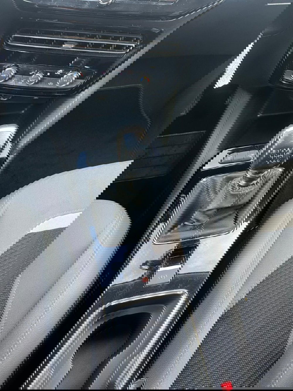 Opel Mokka usata a Milano (18)